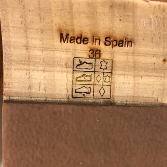 Free People ,Azure,nubuck  sandal 6 wood bottom - Picture 6 of 6